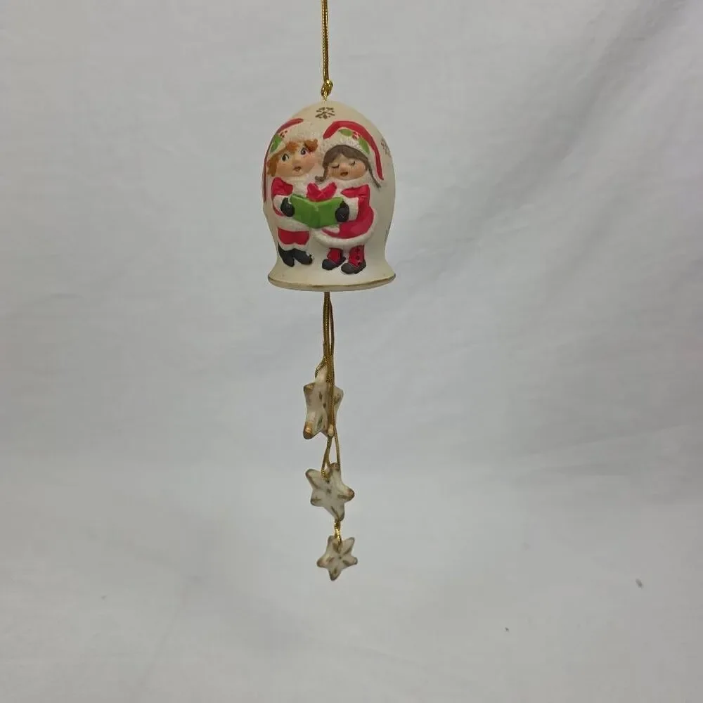 Jasco 1980 Christmas Chimes Caroler Bell Ornament